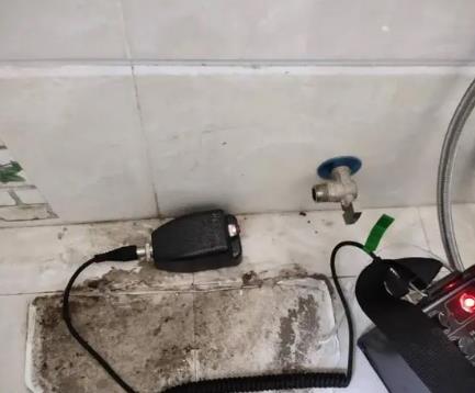 蕲春屋顶漏水维修公司分享下卫生间漏水的危害及解决方法